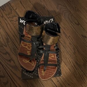 Sam Edelman Black and Gold Textured Sandals